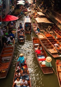 Visitez le marché flottant de Damnoen Saduak